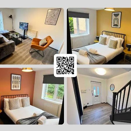 3 Bedroom House With Parking マンチェスター エクステリア 写真